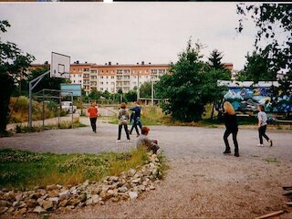 ca 1993 - Blick Richtung Tor KJH Parkhaus - Geschichte ca 1993